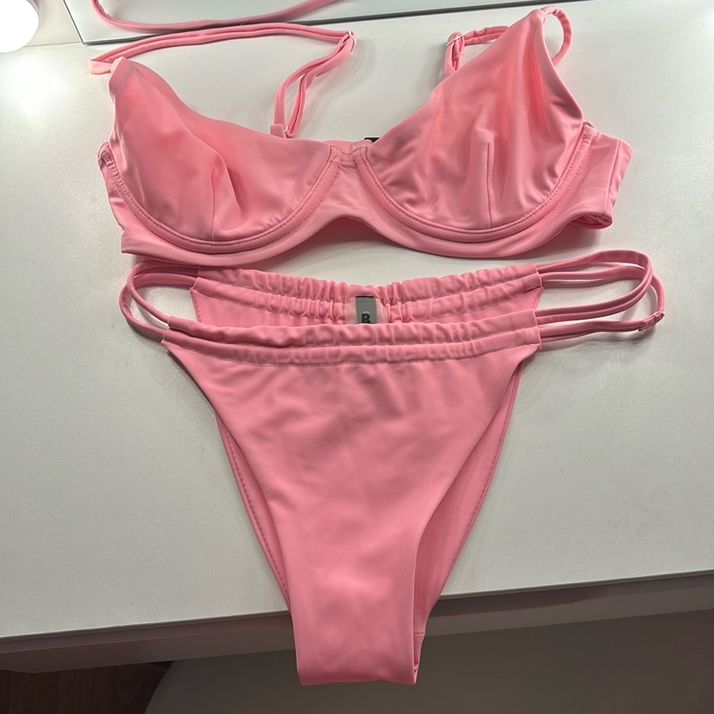 Blackbough bikini